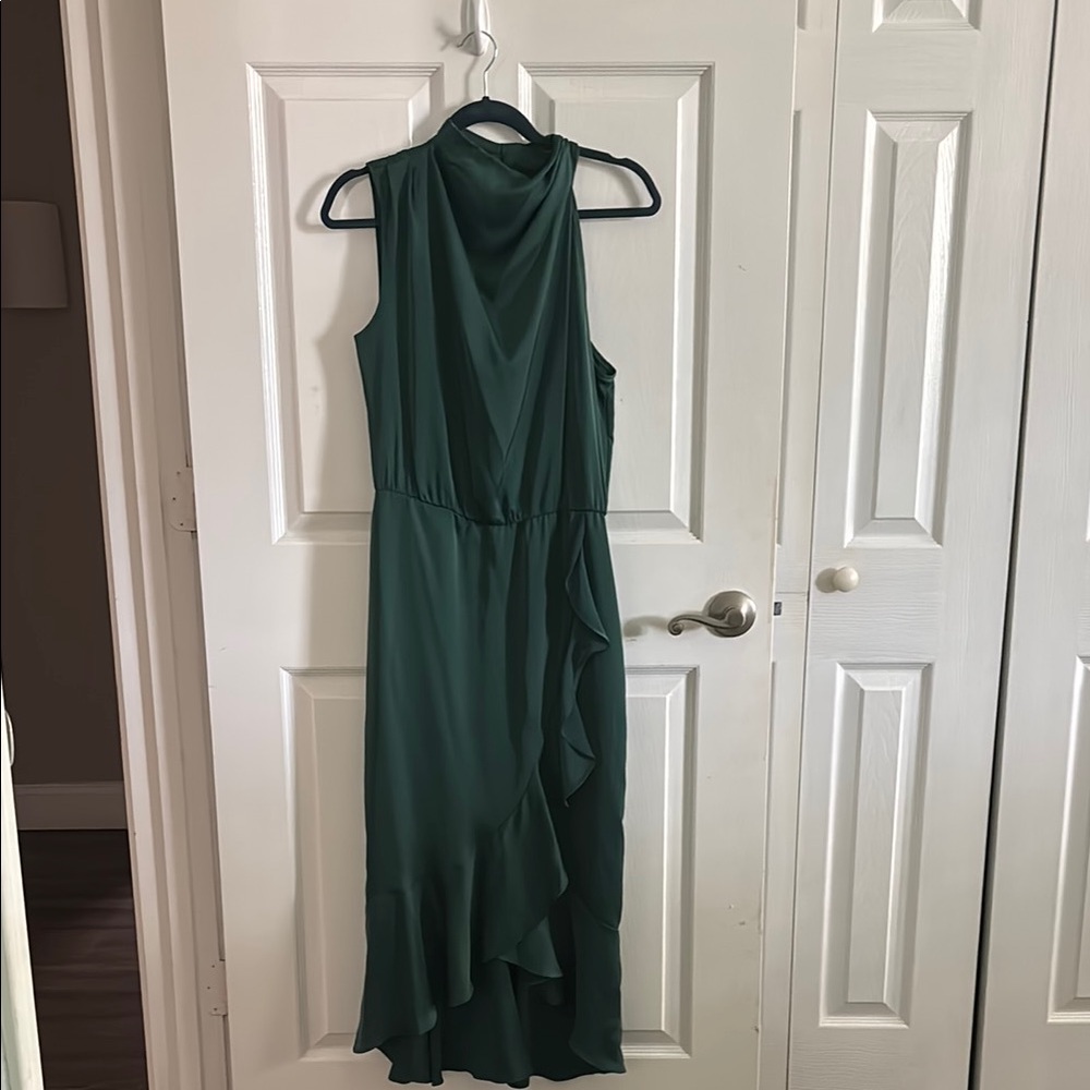 Elegant Green Sleeveless Dress
